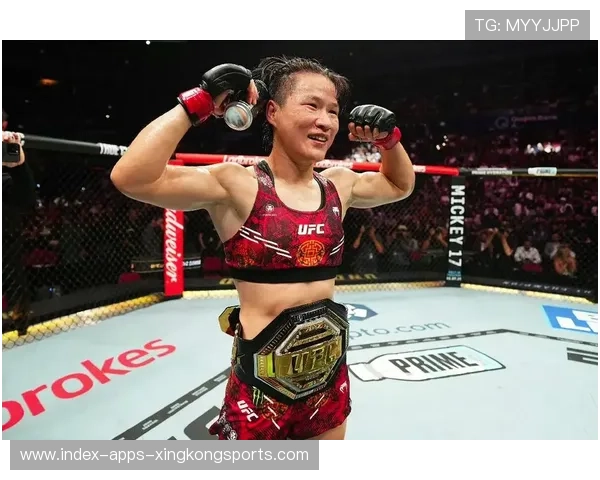 UFC选手赛后比心喊粉丝“我爱你”——掀起粉丝狂潮的新热点 UFC选手赛后比心喊粉丝“我爱你”——掀起粉丝狂潮的新热点