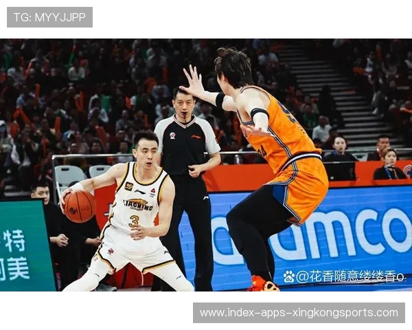 CBA 强强对话:辽宁 20 分打爆广厦 CBA 强强对话:辽宁 20 分打爆广厦